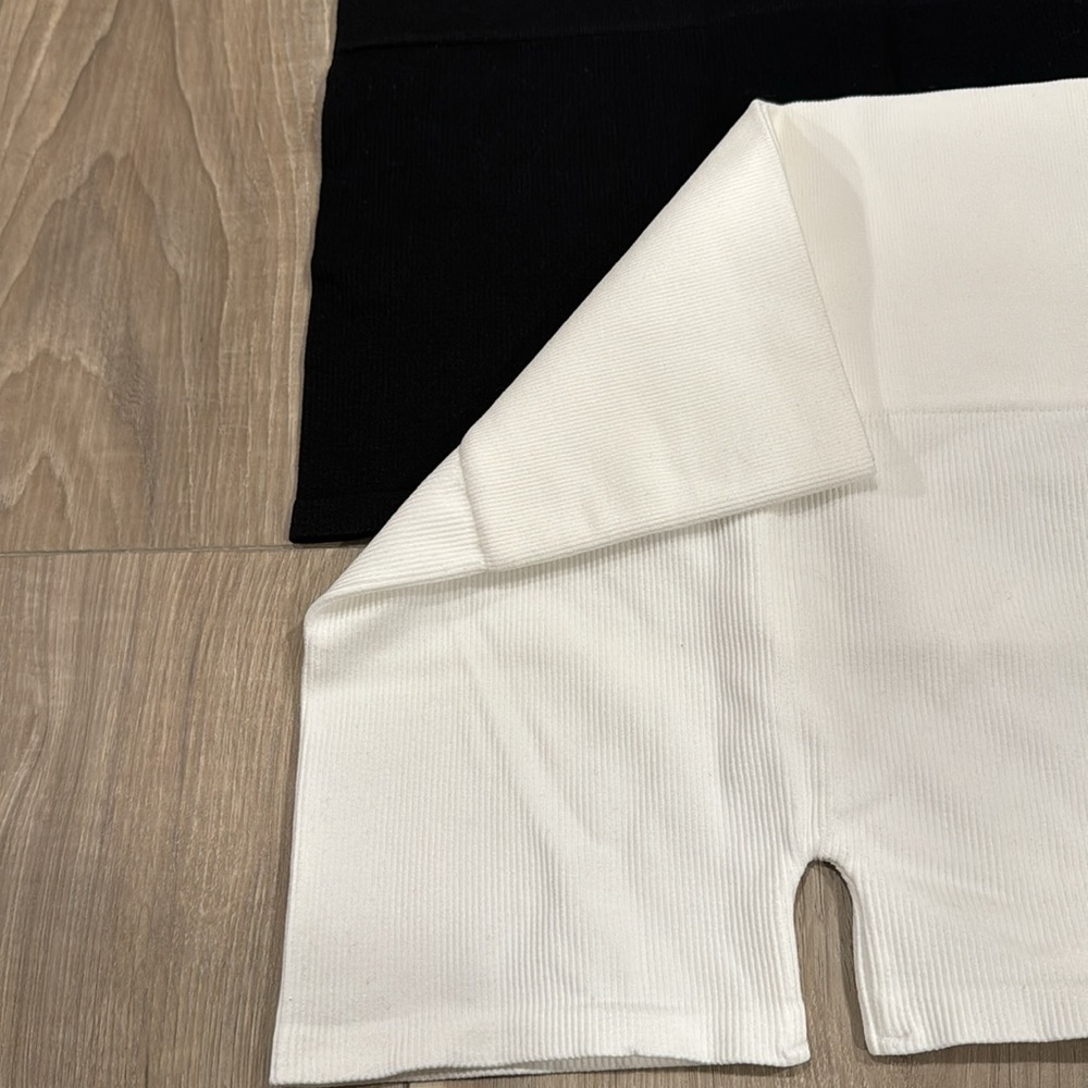 Ribbed Shorts - Picture 5 of 5